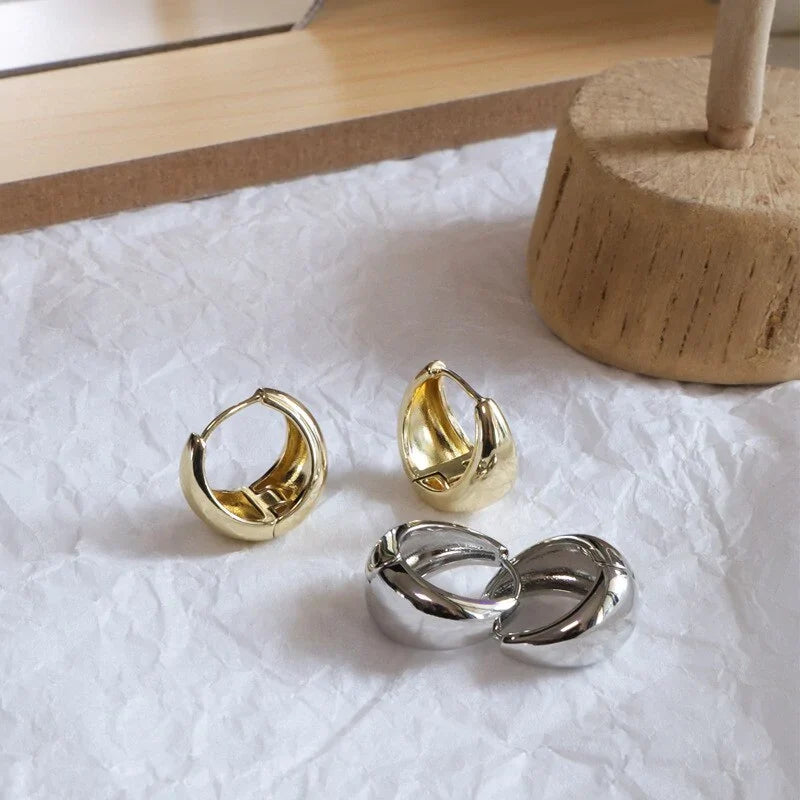 Obsidian Arc Hoops